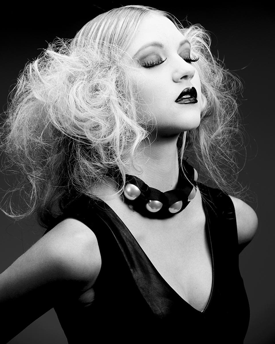 Unternehmensfotografie - Fashionfotografie für Unternehmen, Fürth, Nürnberg, © Klaus Gruber | dolphin photography