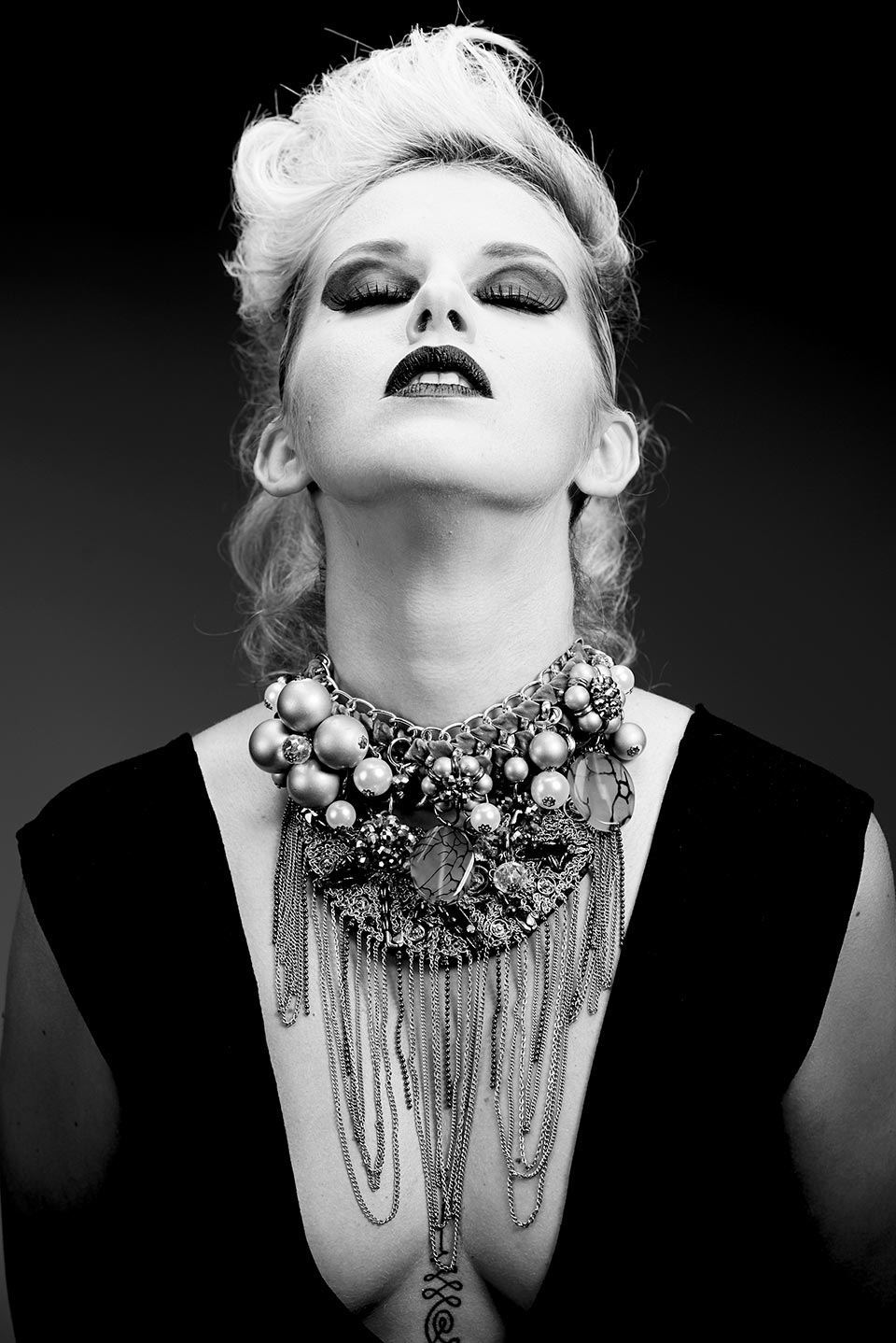 Unternehmensfotografie - Fashionfotografie für Unternehmen, Fürth, Nürnberg, © Klaus Gruber | dolphin photography