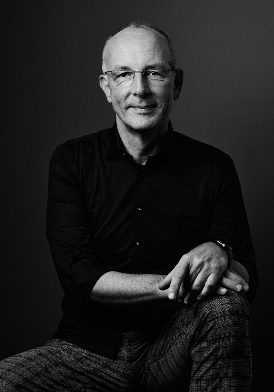 Portrait Ralf Klöpfer für Jahrbuch WERTVOLL von Deutsche Wohnwerte © Klaus Gruber | dolphin photography