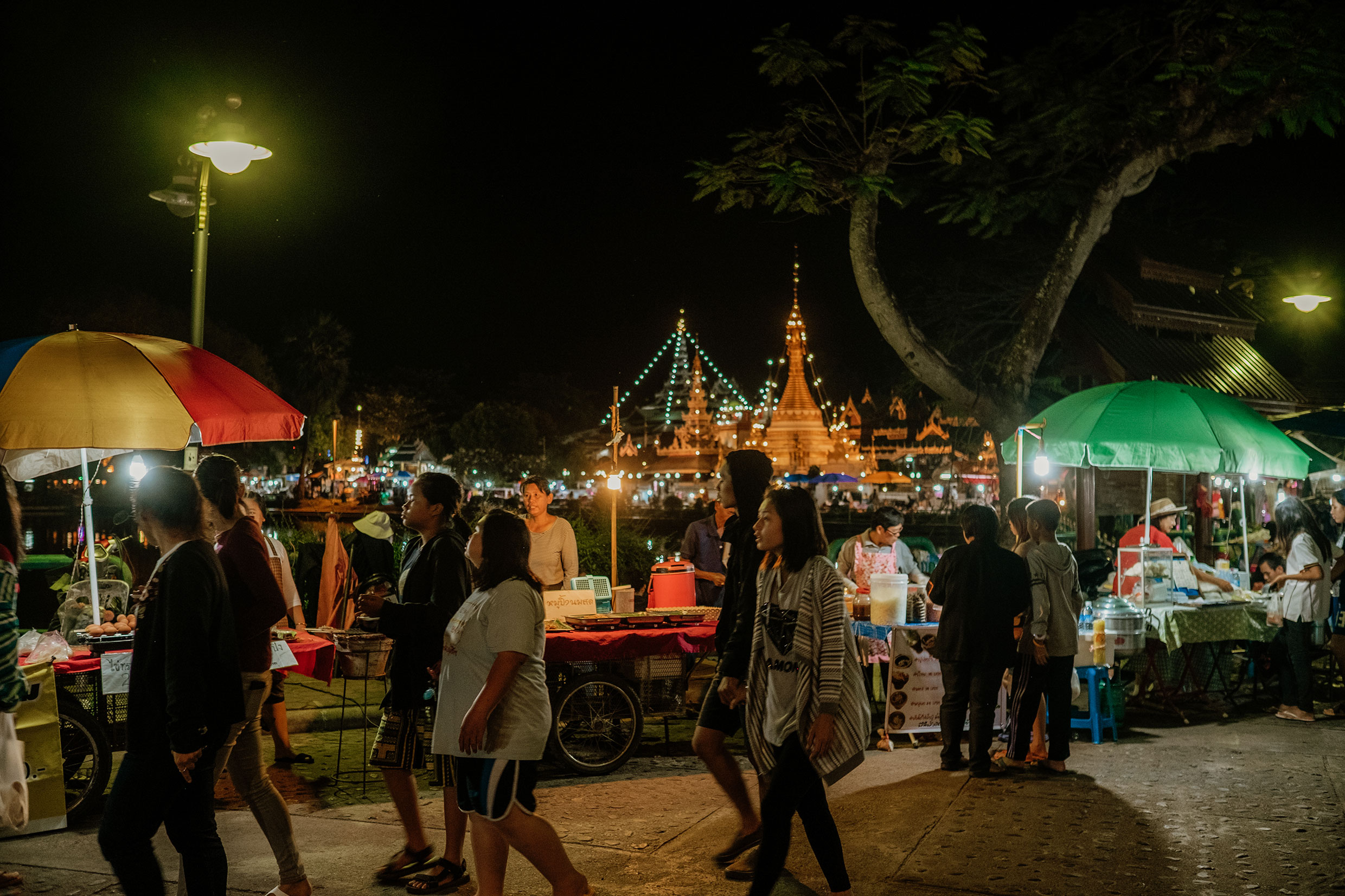 auf dem Mae Hong Son Loop in Nordthailand - Fotograf Fürth, © Klaus Gruber | dolphin photography