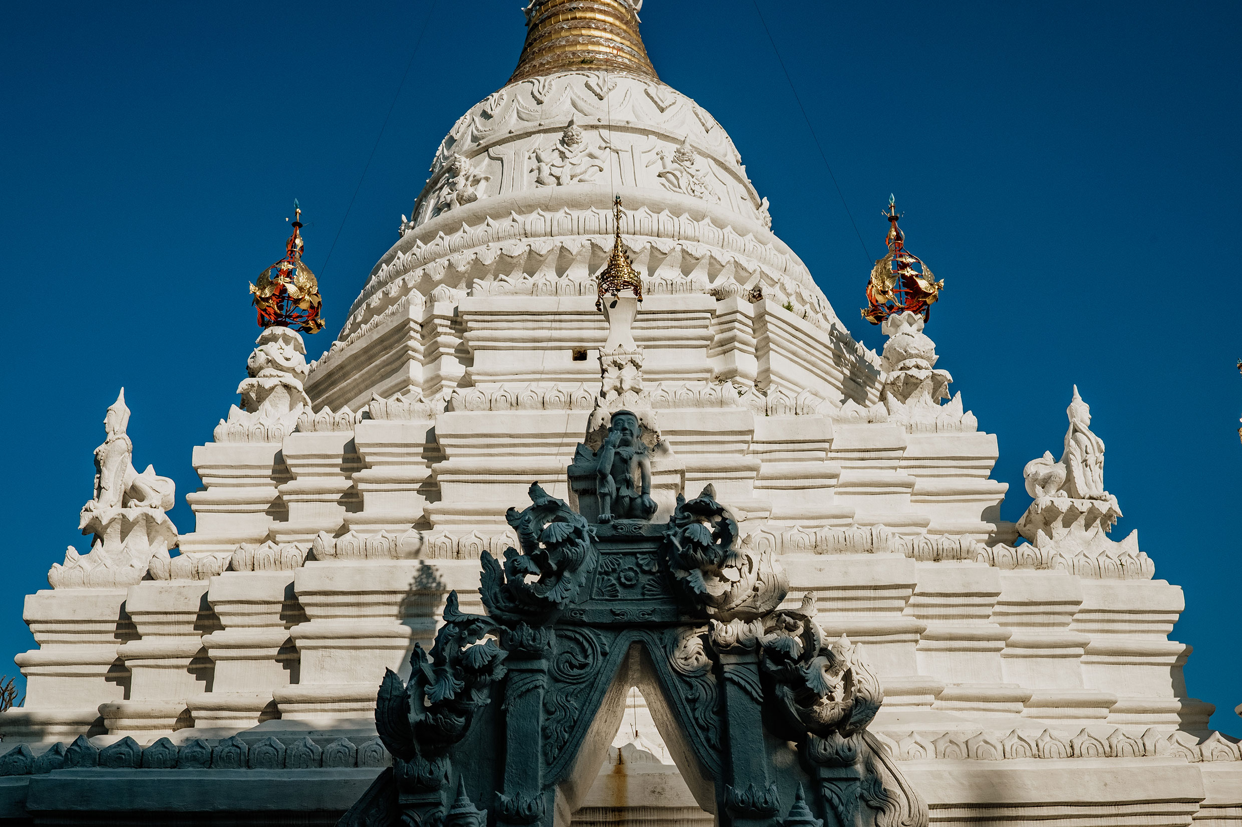 mit Fuji-Kameras in Chiang Mai, Nordthailand - Fotograf Fürth, © Klaus Gruber | dolphin photography