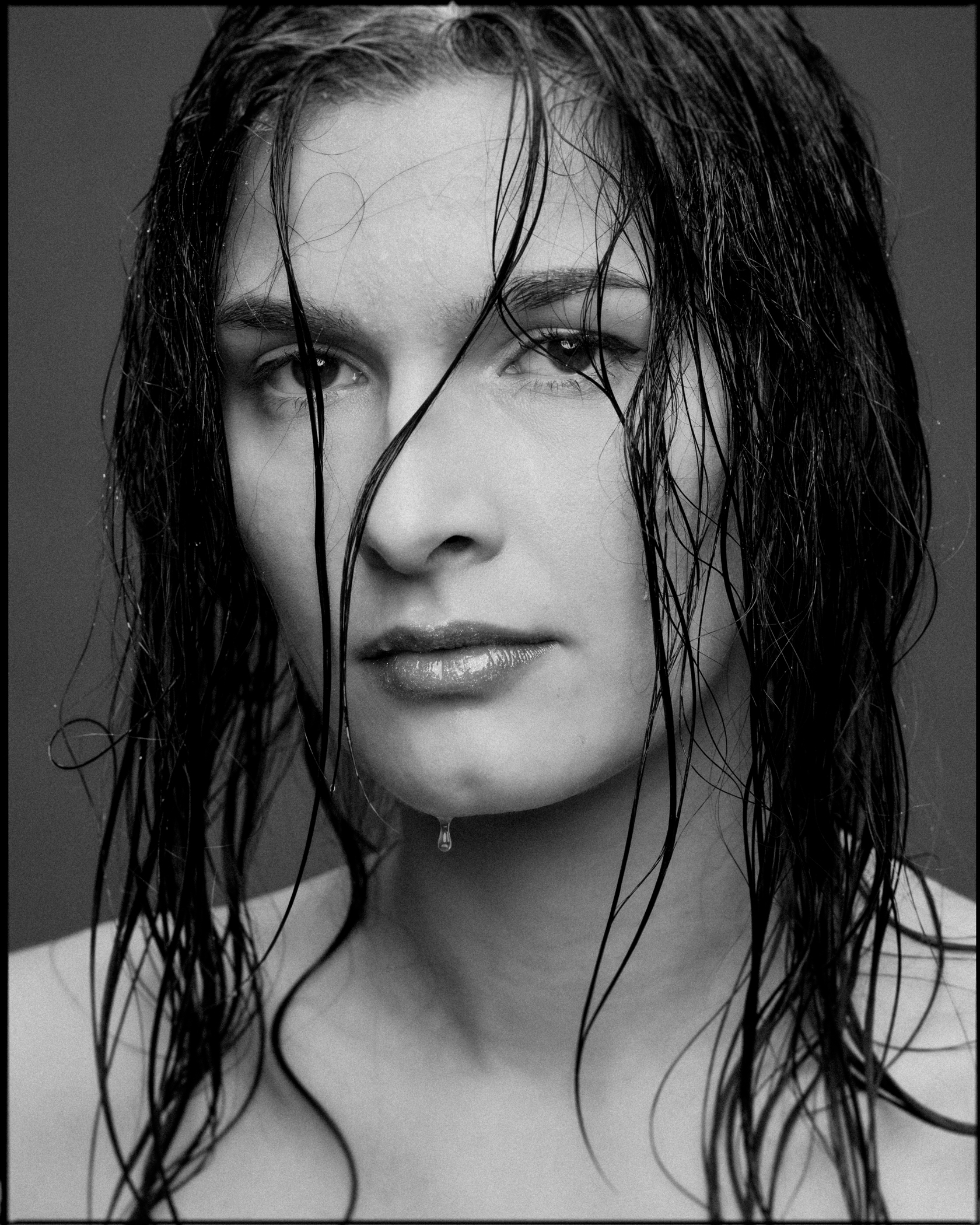 Frauenportrait, Portraitserie mit Lara - Fotograf Fürth Frauenportrait, Portraitserie mit Lara - Fotograf Fürth